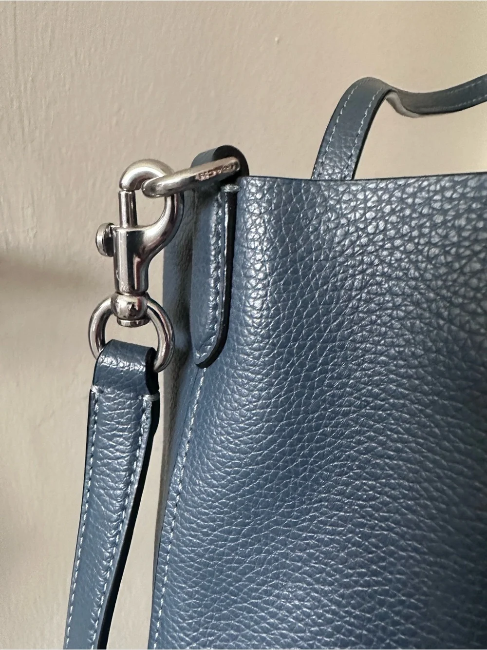 COACH THEA BAG Soft Pebbled Leather Tote Denim Blue Silver Hardware NEVER USED - Picture 7 of 11